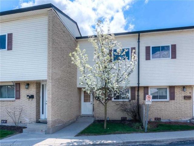 211 Veronica Dr, Townhouse with 2 bedrooms, 2 bathrooms and 1 parking in Kitchener ON | Image 12