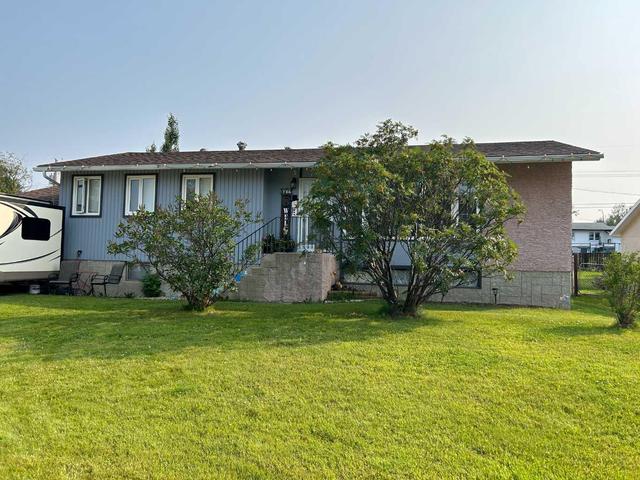 602 6 Avenue, House detached with 4 bedrooms, 2 bathrooms and 1 parking in Fox Creek AB | Image 1