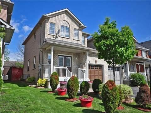 4010 Coachman Circ, House semidetached with 3 bedrooms, 3 bathrooms and 2 parking in Mississauga ON | Image 2