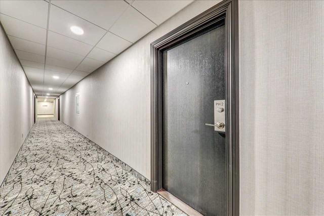 ph 2 - 15 Vicora Linkway Way, Condo with 2 bedrooms, 1 bathrooms and 1 parking in Toronto ON | Image 19