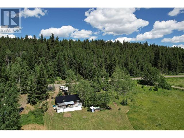 7796 N Bridge Lake Road, House detached with 3 bedrooms, 1 bathrooms and null parking in Cariboo L BC | Image 31