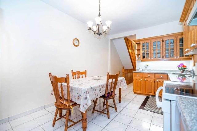 266 Delaware Ave, House attached with 3 bedrooms, 2 bathrooms and 1 parking in Toronto ON | Image 25