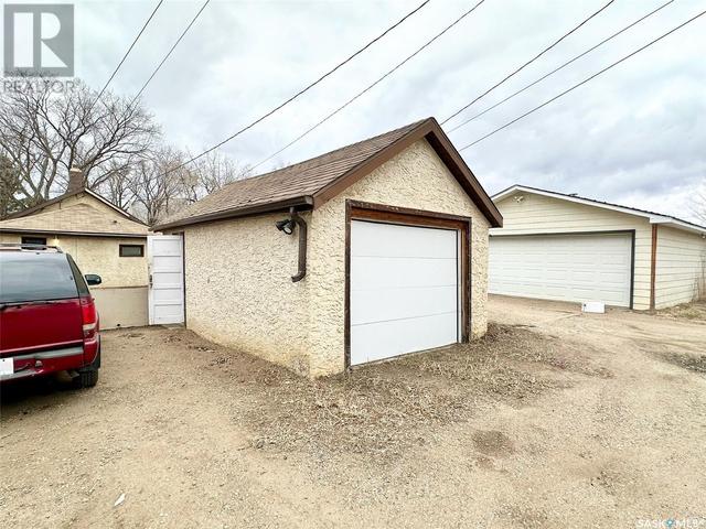 1662 98th Street, House detached with 1 bedrooms, 1 bathrooms and null parking in North Battleford CY SK | Image 10