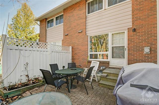 64 Alison Korn Private, Townhouse with 4 bedrooms, 2 bathrooms and 1 parking in Ottawa ON | Image 24