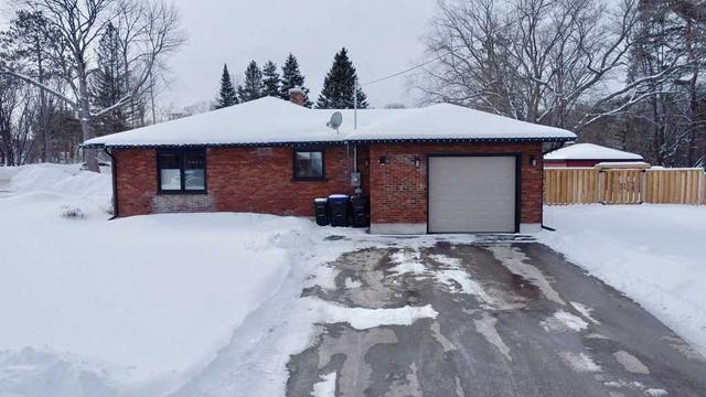 236 Moonstone Rd E, House detached with 2 bedrooms, 3 bathrooms and 13.5 parking in Oro Medonte ON | Image 28