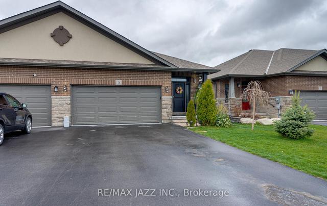 75 Farmington Cres, House semidetached with 3 bedrooms, 3 bathrooms and 6 parking in Belleville ON | Image 12