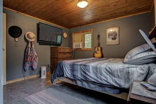 513 Dyer's Bay Rd, House detached with 2 bedrooms, 1 bathrooms and 8 parking in Northern Bruce Peninsula ON | Image 17
