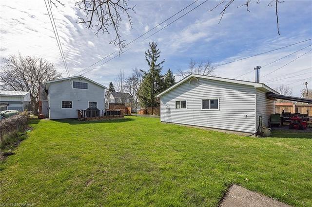 416 Garden Street, House detached with 3 bedrooms, 2 bathrooms and 7 parking in Gananoque ON | Image 37