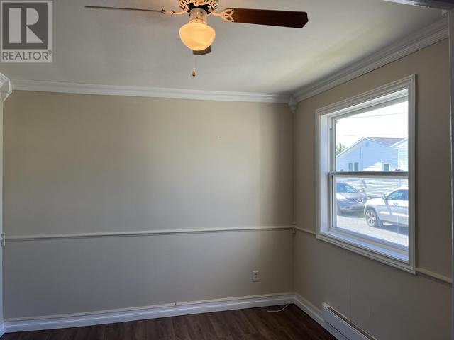 20 Osbourne Street, House detached with 2 bedrooms, 1 bathrooms and null parking in Placentia NL | Image 4
