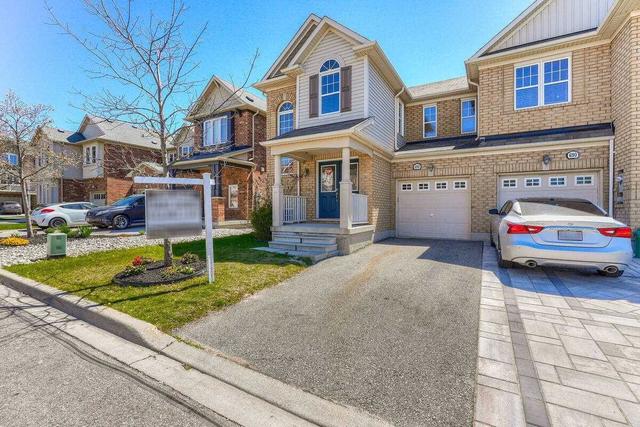 692 Ambroise Cres, House semidetached with 4 bedrooms, 4 bathrooms and 2 parking in Milton ON | Image 1