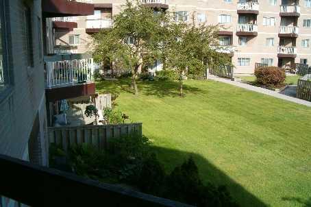 03 - 2001 Bonnymede Dr, Condo with 1 bedrooms, 1 bathrooms and 1 parking in Mississauga ON | Image 9