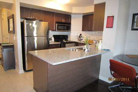 312 - 2391 Central Park Dr, Condo with 1 bedrooms, 1 bathrooms and 1 parking in Oakville ON | Image 2
