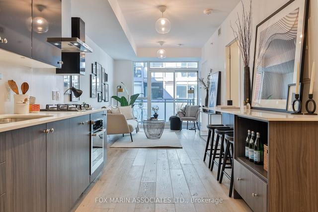 417 - 38 Howard Park Ave, Condo with 1 bedrooms, 1 bathrooms and 1 parking in Toronto ON | Image 5