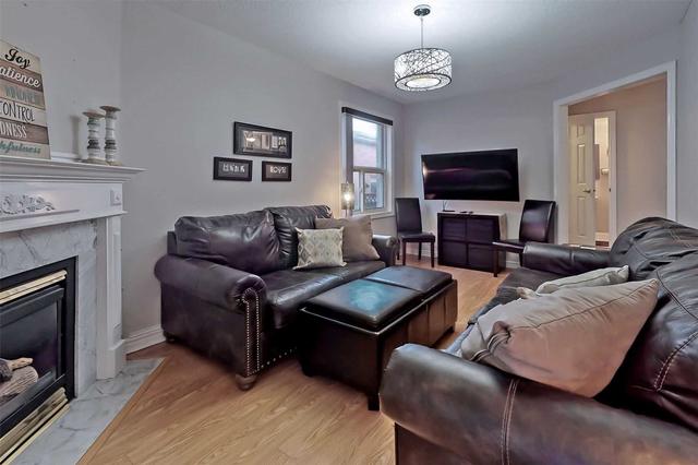 168 Esther Dr, House detached with 4 bedrooms, 3 bathrooms and 4 parking in Barrie ON | Image 5