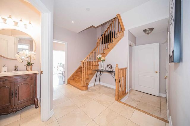 37 Spring Arbour Rd, House semidetached with 3 bedrooms, 4 bathrooms and 3 parking in Vaughan ON | Image 36
