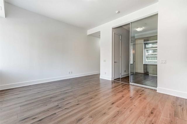 404 - 111 St Clair Ave W, Condo with 1 bedrooms, 1 bathrooms and 0 parking in Toronto ON | Image 8