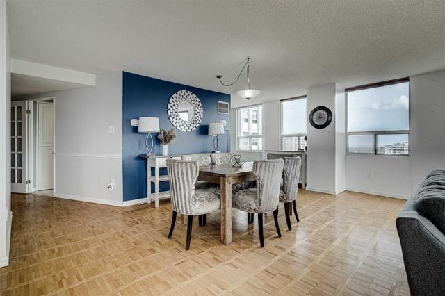 2205 - 3650 Kaneff Cres, Condo with 3 bedrooms, 2 bathrooms and 1 parking in Mississauga ON | Image 32