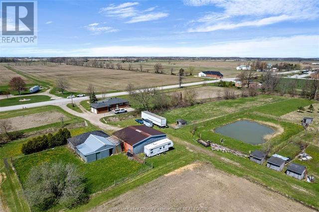 278 County Rd 27 East, House detached with 5 bedrooms, 2 bathrooms and null parking in Kingsville ON | Image 24
