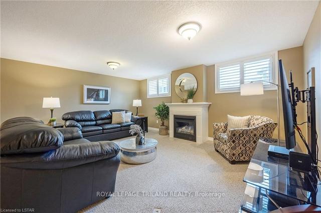 46 - 620 Thistlewood Dr, Townhouse with 3 bedrooms, 3 bathrooms and 4 parking in London ON | Image 24