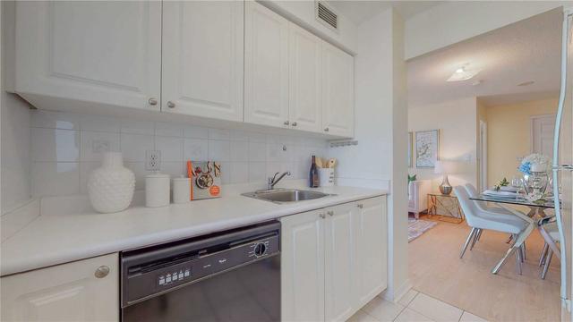 2007 - 3 Pemberton Ave, Condo with 1 bedrooms, 1 bathrooms and 1 parking in Toronto ON | Image 11