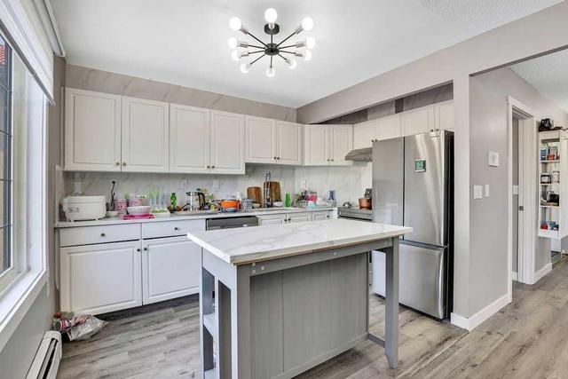 8 - 3707 16 Avenue Se, Condo with 3 bedrooms, 2 bathrooms and 1 parking in Calgary AB | Image 2