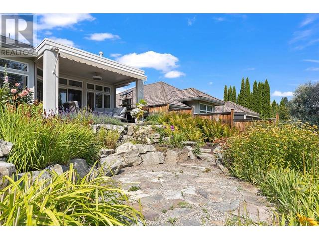 3949 Gallaghers Parkway, House detached with 3 bedrooms, 2 bathrooms and 4 parking in Kelowna BC | Image 34