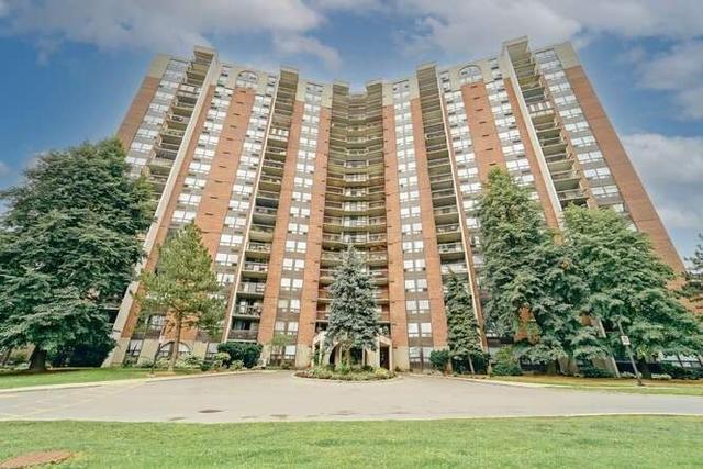 1818 - 50 Mississauga Valley Blvd, Condo with 3 bedrooms, 2 bathrooms and 1 parking in Mississauga ON | Card Image