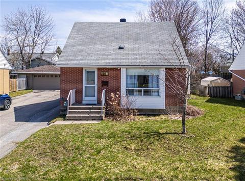 936 Burns Street, House detached with 3 bedrooms, 1 bathrooms and 3 parking in North Bay ON | Card Image