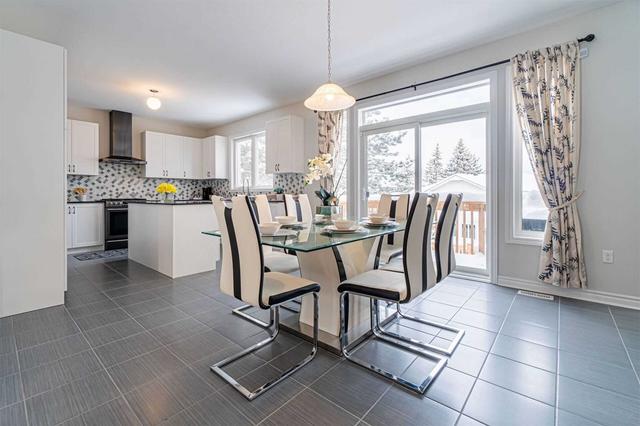 37 Mclean Ave, House detached with 4 bedrooms, 4 bathrooms and 4 parking in Collingwood ON | Image 4