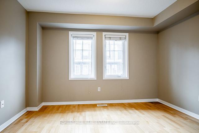 100 - 117a The Queensway, Townhouse with 3 bedrooms, 2 bathrooms and 1 parking in Toronto ON | Image 4