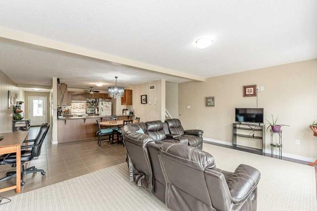 100 Mussen St, House attached with 3 bedrooms, 3 bathrooms and 2 parking in Guelph ON | Image 20
