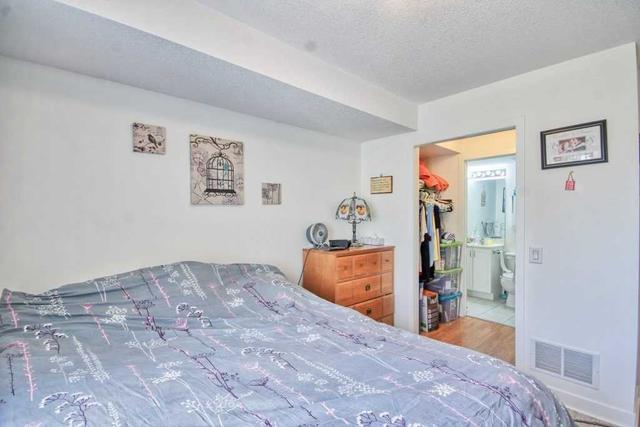 3211 - 4 Dayspring Circ, Condo with 2 bedrooms, 2 bathrooms and 1 parking in Brampton ON | Image 8