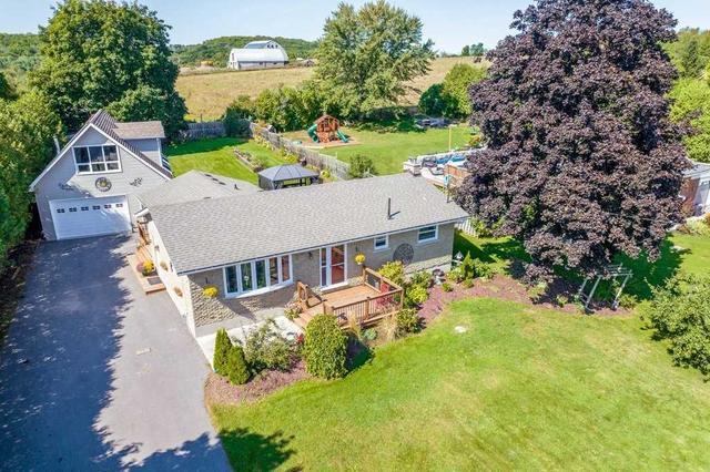 830 Frank Hill Rd, House detached with 2 bedrooms, 2 bathrooms and 12 parking in Kawartha Lakes ON | Image 1