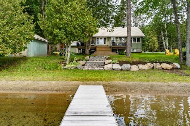 8636 Hwy 118 East, House detached with 3 bedrooms, 2 bathrooms and 8 parking in Algonquin Highlands ON | Image 12