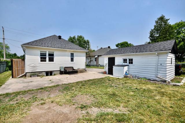 97 Queen St, House detached with 2 bedrooms, 2 bathrooms and 6 parking in Barrie ON | Image 28