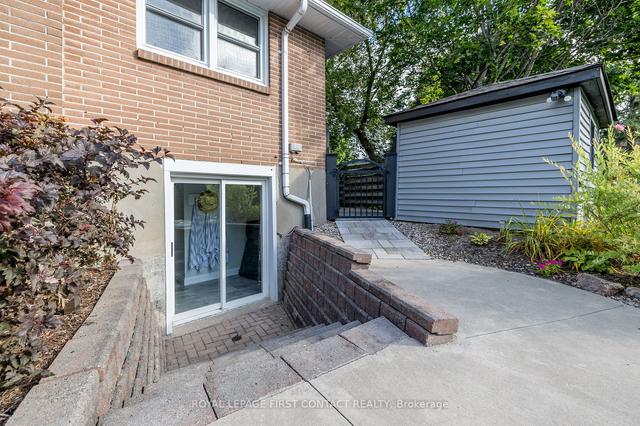 45 Eugenia St, House detached with 2 bedrooms, 2 bathrooms and 6 parking in Barrie ON | Image 27