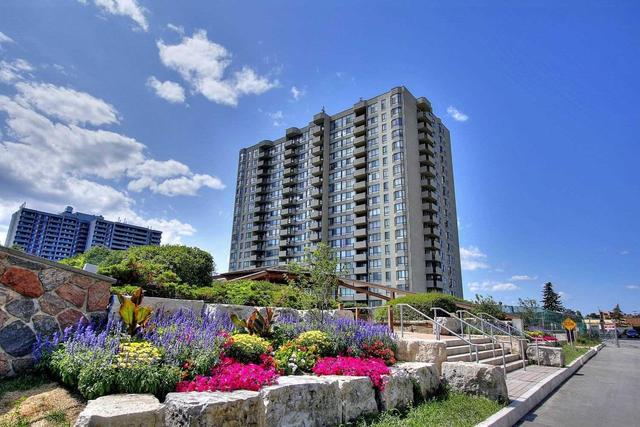 1701 - 275 Bamburgh Circ, Condo with 2 bedrooms, 2 bathrooms and 2 parking in Toronto ON | Image 1