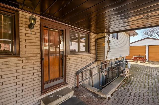 135 Nash Rd N, House detached with 3 bedrooms, 2 bathrooms and 5 parking in Hamilton ON | Image 25