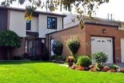 29 Dragoon Cres, House semidetached with 3 bedrooms, 3 bathrooms and 2 parking in Toronto ON | Image 4