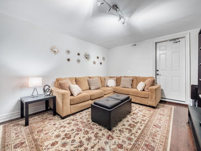 2675a Bathurst St, House attached with 4 bedrooms, 3 bathrooms and 1 parking in Toronto ON | Image 30