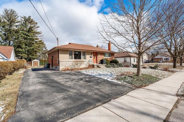 23 Marlborough Rd, House detached with 2 bedrooms, 2 bathrooms and 3 parking in Guelph ON | Image 23
