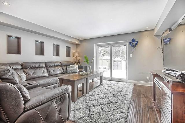 32 Longhope Pl, House detached with 4 bedrooms, 4 bathrooms and 5 parking in Toronto ON | Image 17