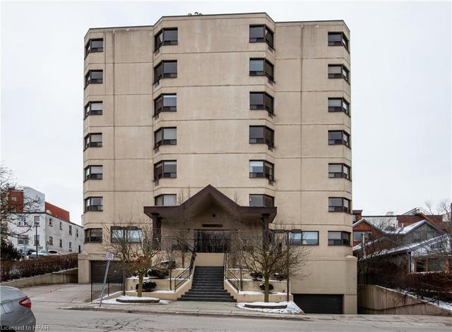103 - 11 Cobourg Street, House attached with 2 bedrooms, 2 bathrooms and 1 parking in Stratford ON | Image 12