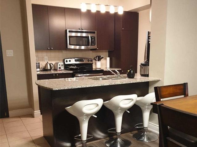 316 - 10211 Keele St, Condo with 1 bedrooms, 1 bathrooms and 1 parking in Vaughan ON | Image 8
