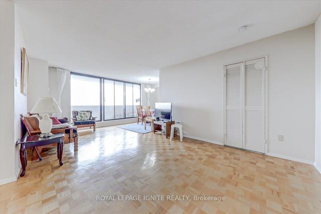 1208 - 301 Prudential Dr N, Condo with 3 bedrooms, 2 bathrooms and 1 parking in Toronto ON | Image 3