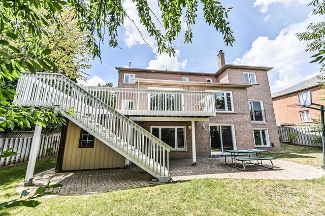 37 Turnberry Cres, House detached with 5 bedrooms, 5 bathrooms and 5 parking in Markham ON | Image 35