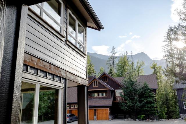 34 - 4576 Timberline Crescent, House attached with 4 bedrooms, 4 bathrooms and 2 parking in East Kootenay A BC | Image 3