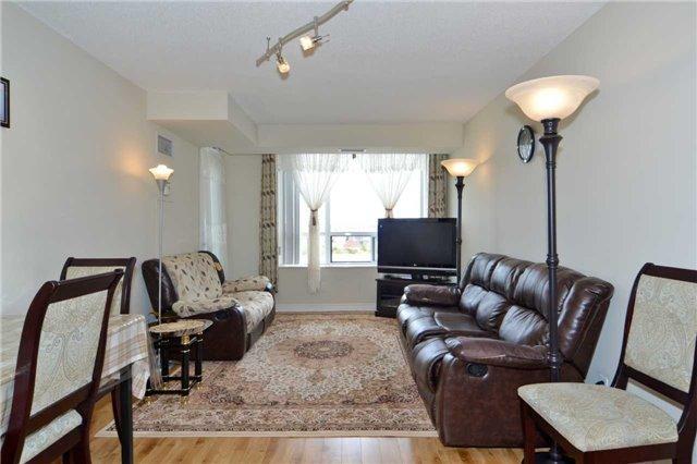 809 - 330 Red Maple Rd, Condo with 2 bedrooms, 2 bathrooms and 1 parking in Richmond Hill ON | Image 8
