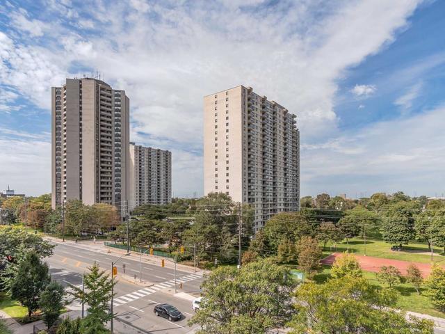 602 - 315 Dixon Rd, Condo with 3 bedrooms, 2 bathrooms and 1 parking in Toronto ON | Image 21