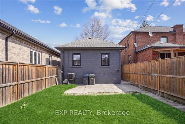 upper - 464 Maybank Ave, House detached with 3 bedrooms, 1 bathrooms and 1 parking in Toronto ON | Image 21